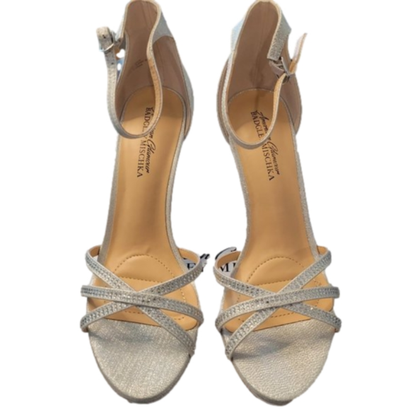 WOMENS BADGLEY MISCHKA AMERICAN GLAMOUR SILVER GLITTER HEELS - NEW WITH BOX!!! - Picture 4 of 15